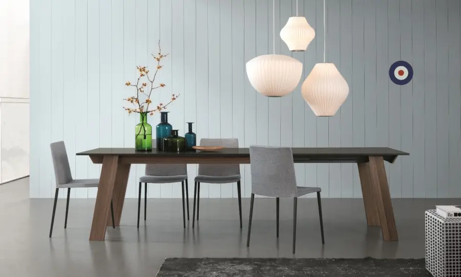 Come scegliere un tavolo per la sala da pranzo